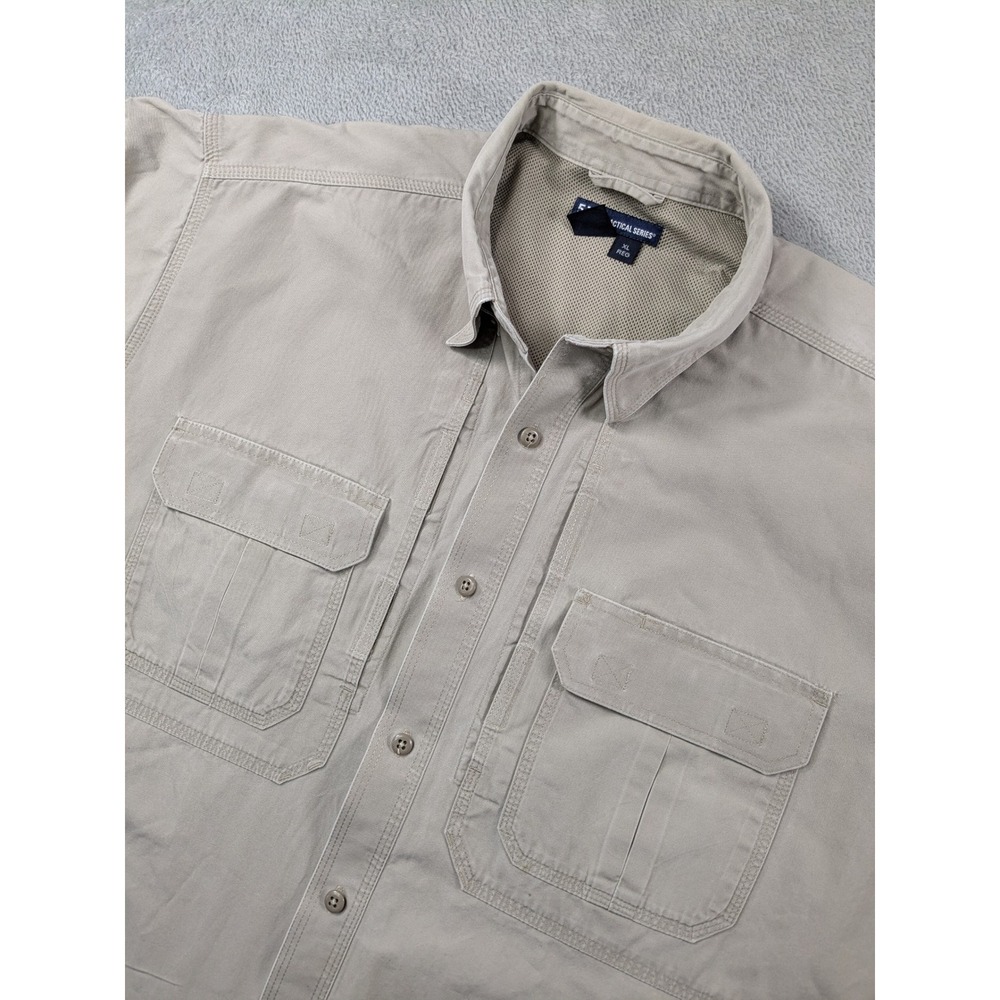 5.11 Tactical Series Men's XL Light Tan Short Sleeve Button Up Shirt Workwear
